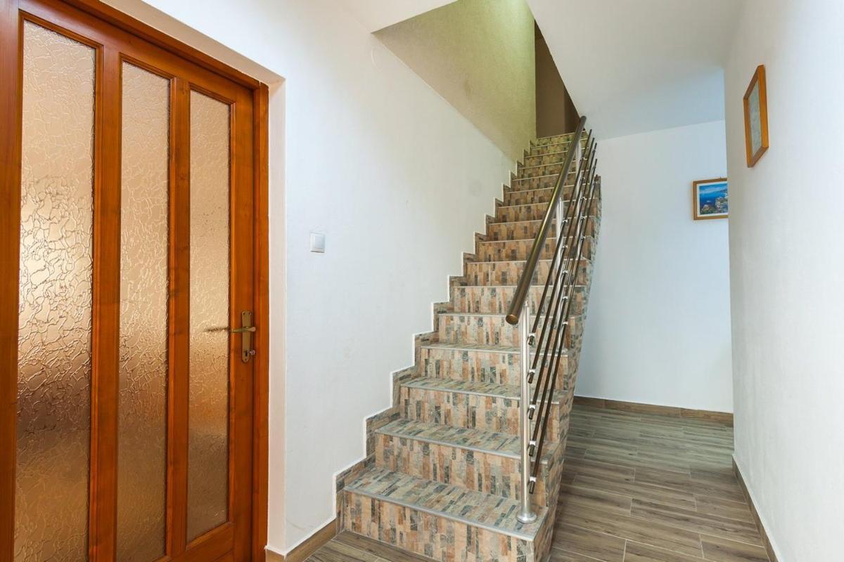 Eross Kulcsoshaz Villa Lăzarea Eksteriør bilde