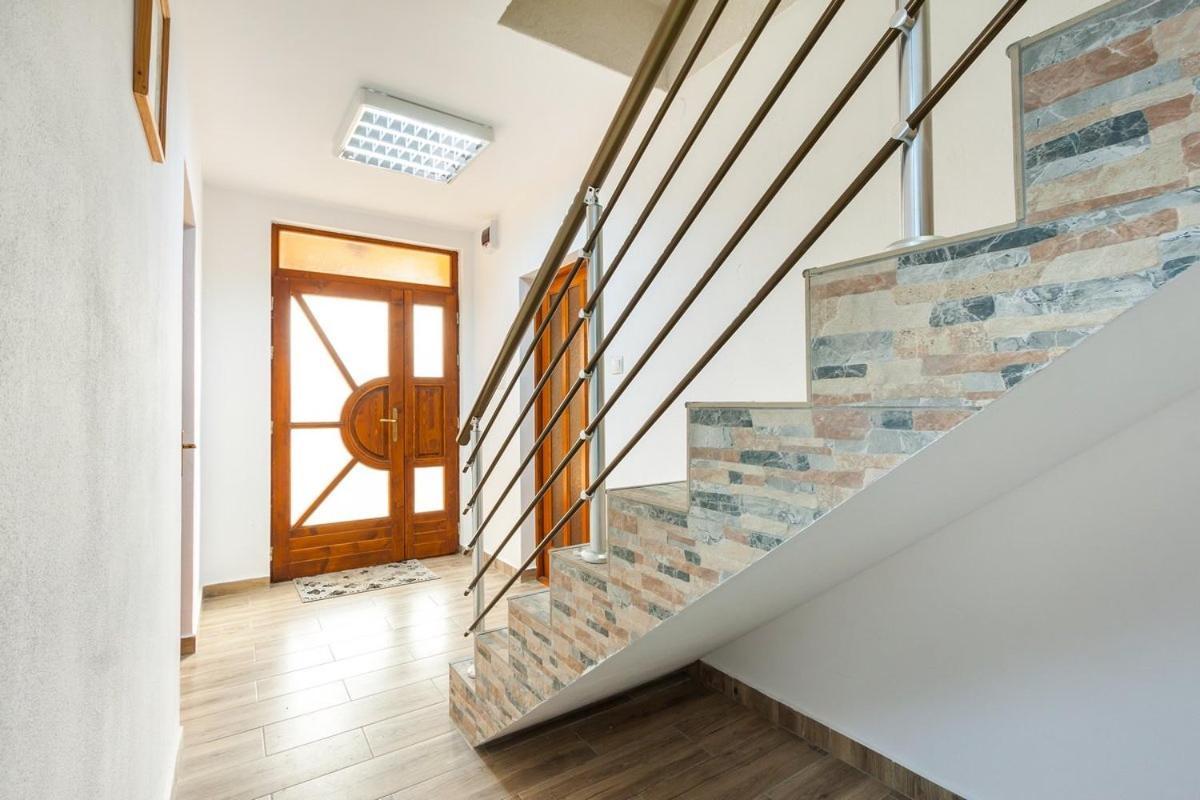 Eross Kulcsoshaz Villa Lăzarea Eksteriør bilde