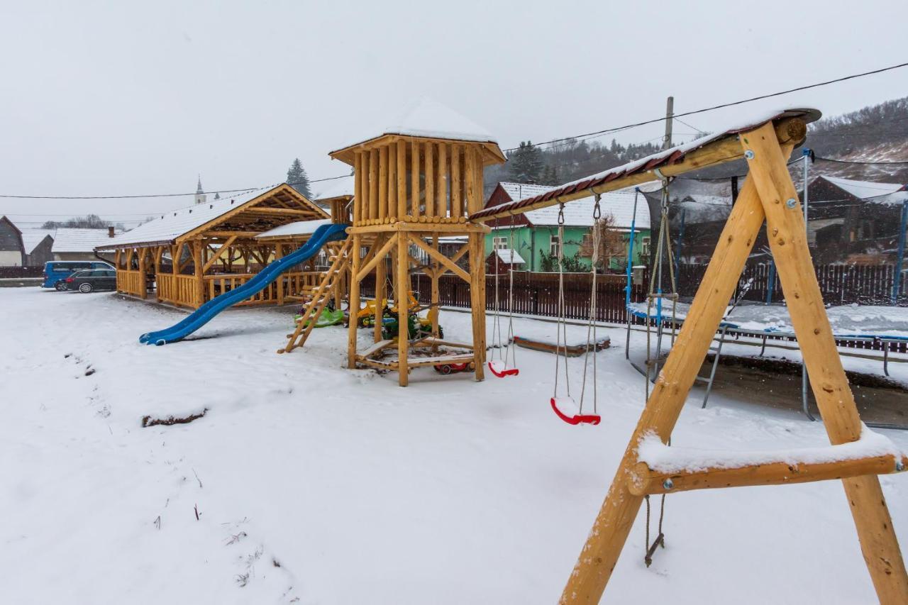 Eross Kulcsoshaz Villa Lăzarea Eksteriør bilde