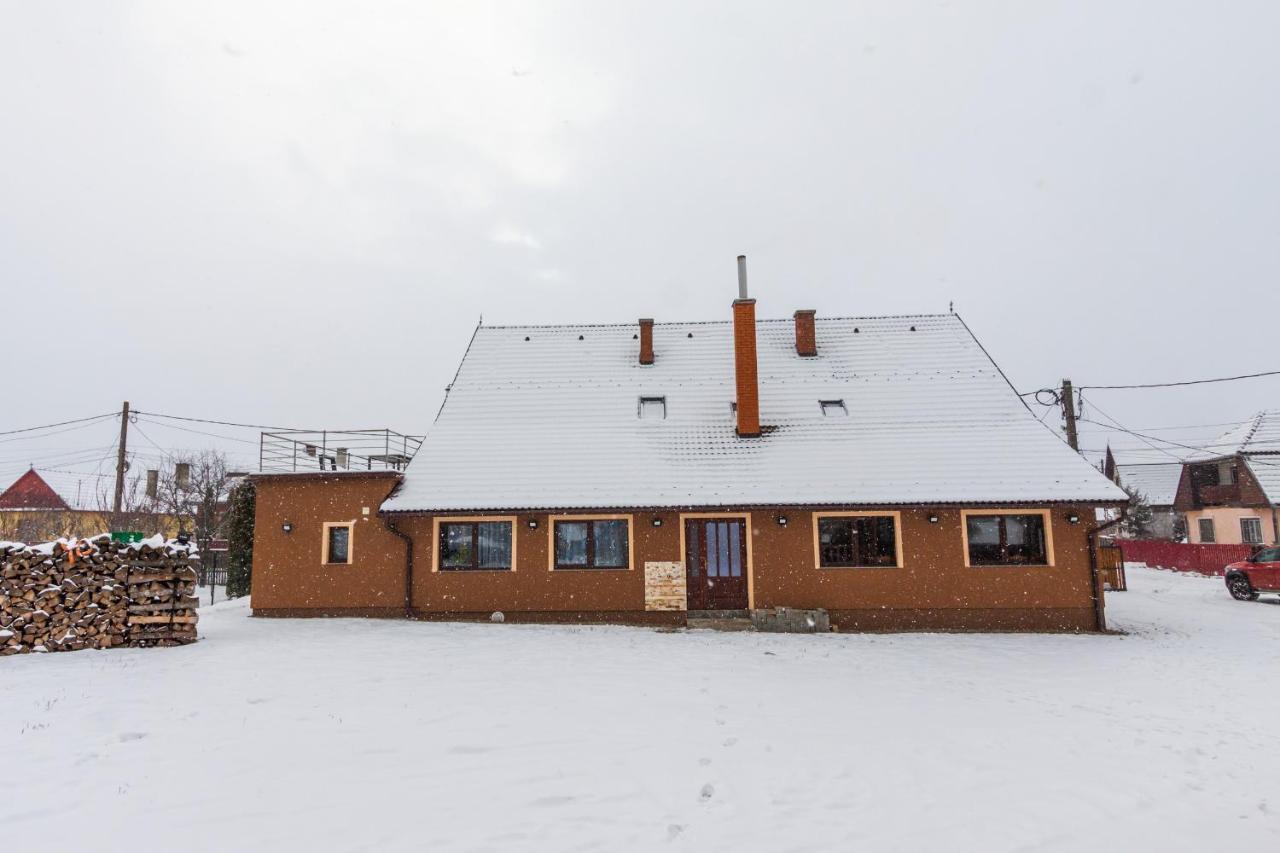 Eross Kulcsoshaz Villa Lăzarea Eksteriør bilde