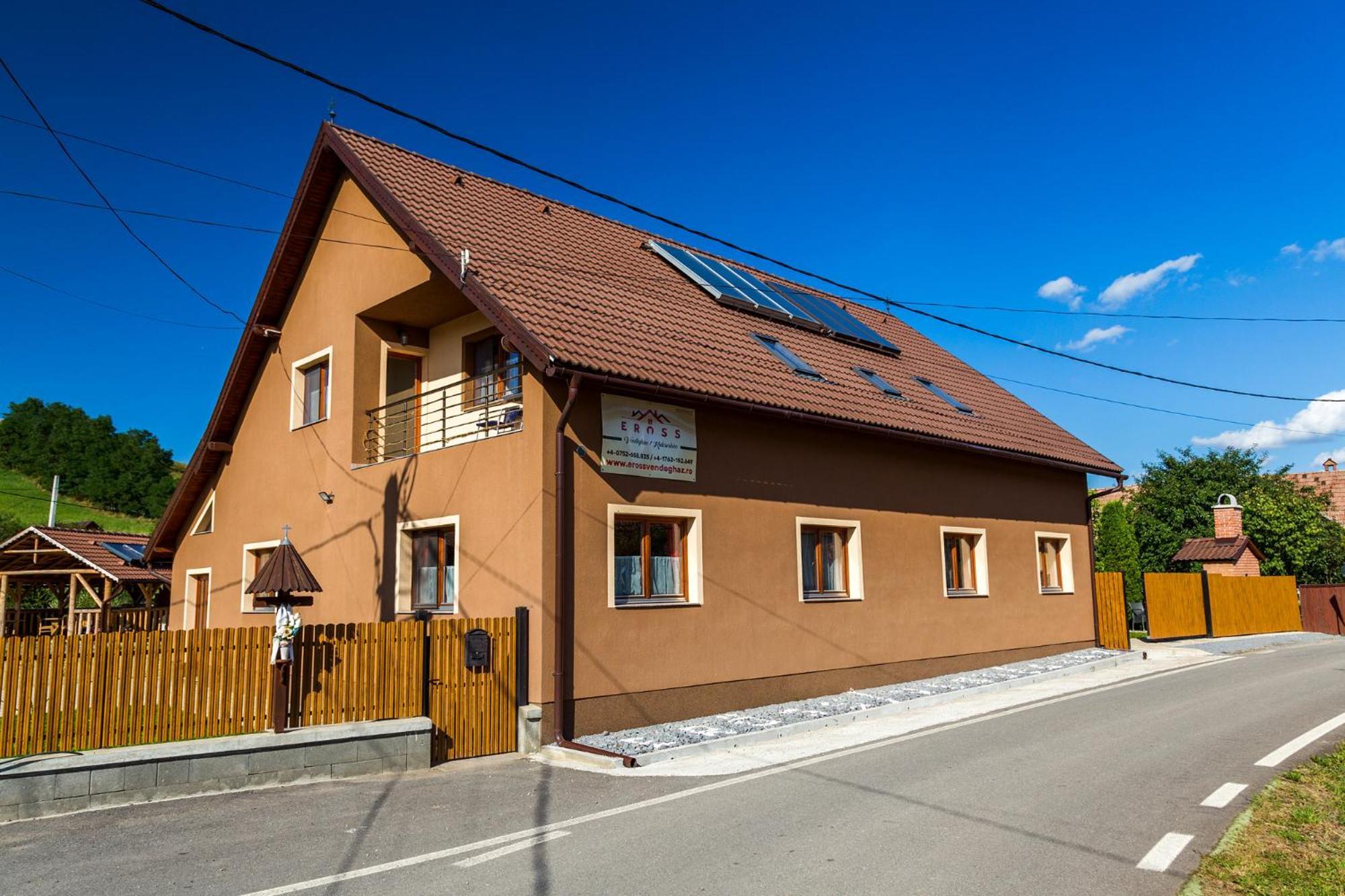 Eross Kulcsoshaz Villa Lăzarea Eksteriør bilde