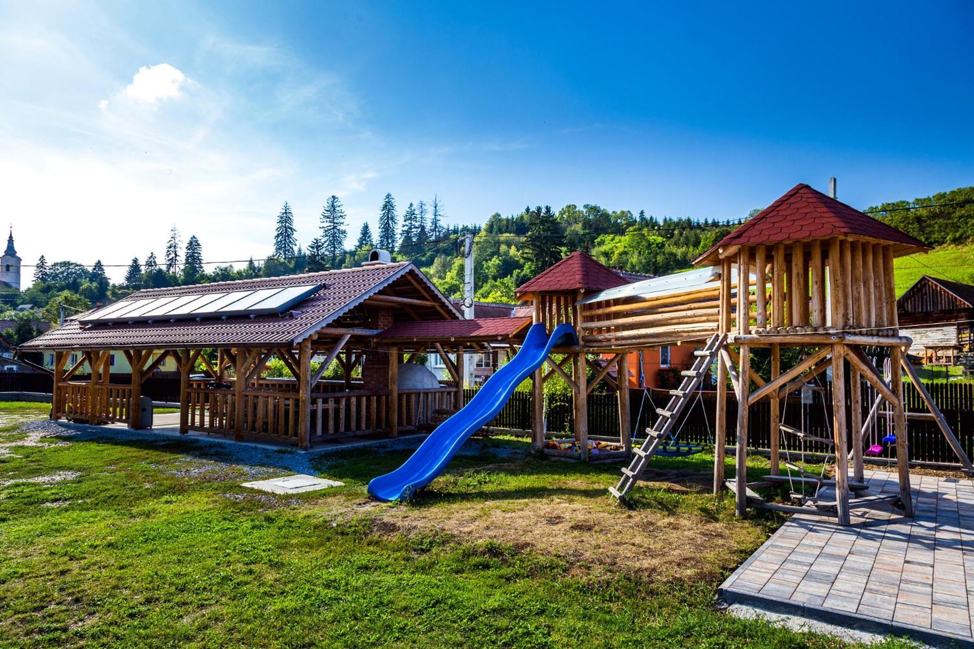 Eross Kulcsoshaz Villa Lăzarea Eksteriør bilde