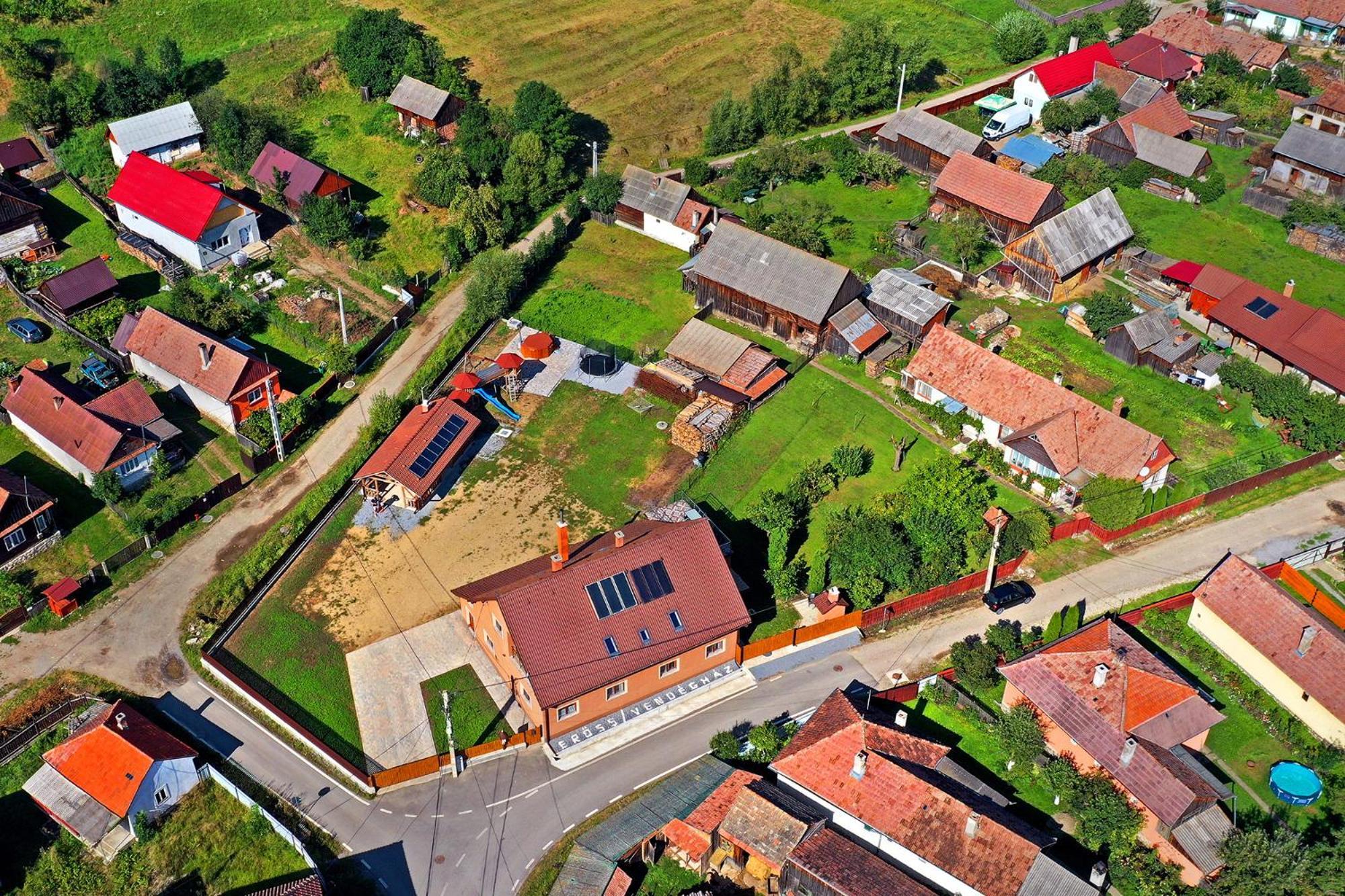 Eross Kulcsoshaz Villa Lăzarea Eksteriør bilde